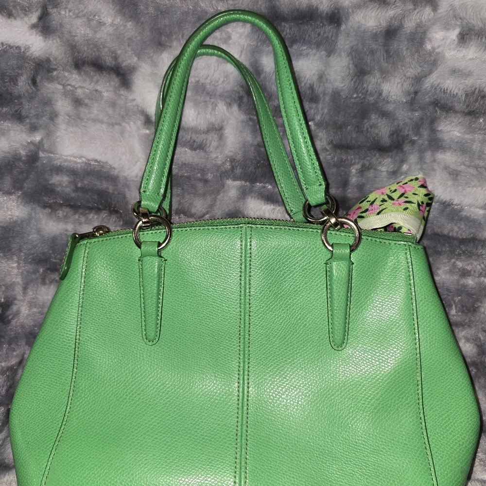 Coach Vibrant Emerald Green Satchel Christmas Rhinestone Heart. 11"x 7.25"x 4" - Picture 5 of 16